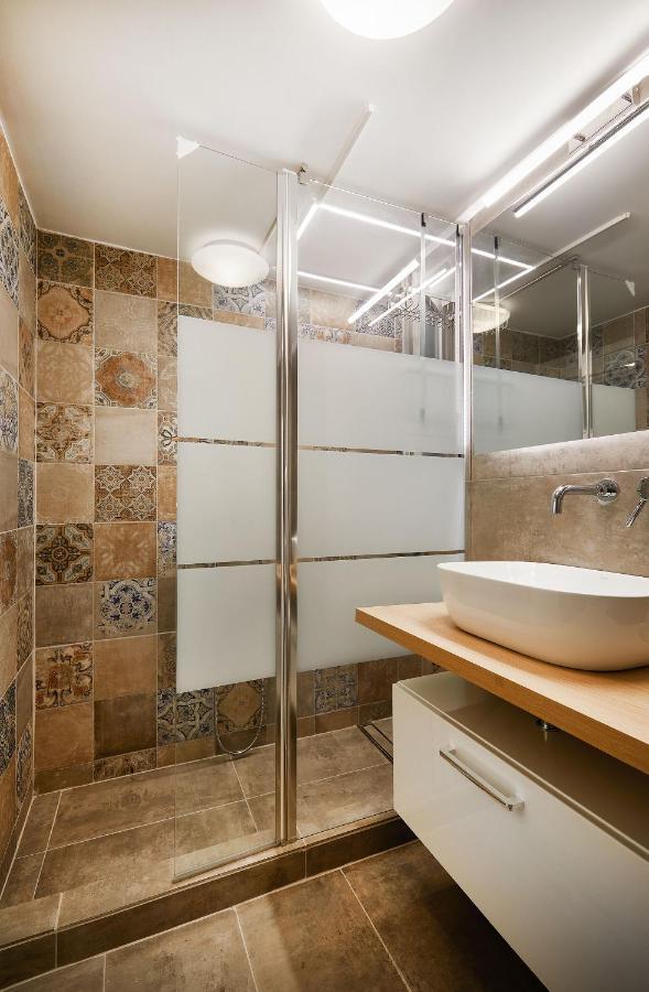 Chloe Boutique Apartments Nikis Atenas Exterior foto